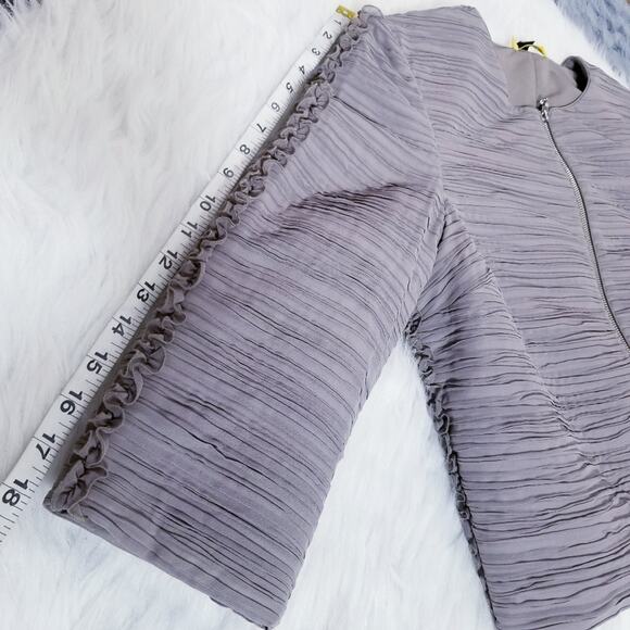 SoCa St. John Taupe Cropped Blazer - Picture 11 of 14